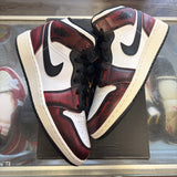 Jordan Wear Away Chicago Mid 1s Size 5.5Y