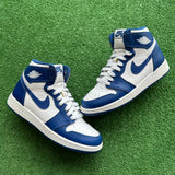 Jordan Storm Blue 1s Size 4Y