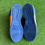 Nike Knicks Low Dunks Size 9.5