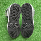Jordan Silver Toe 1s Size 8.5W/7M