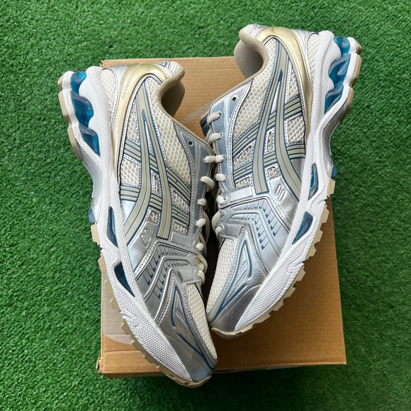 Asics Cream/Pure Silver Gel Kayano 14s Size 11