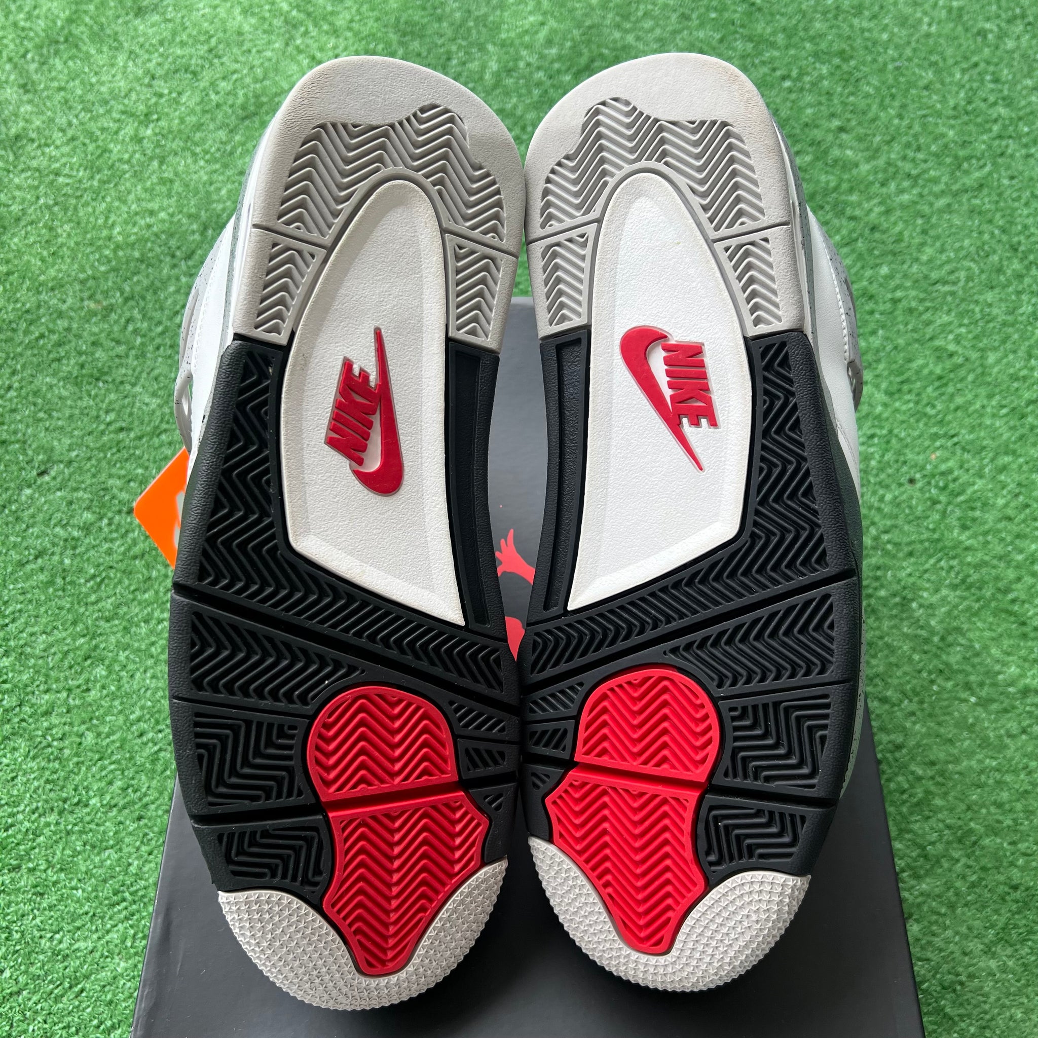 jordan cement 4 size 10.5