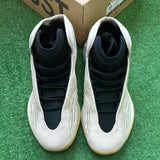 Yeezy Mist Slate QNTM Size 11