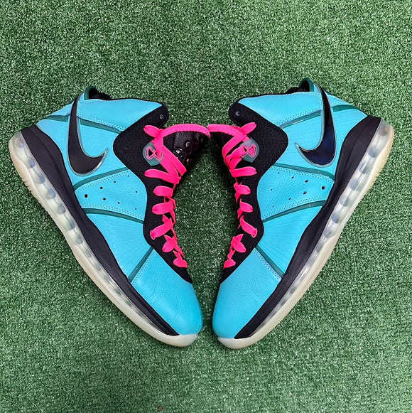 Nike South Beach Lebron 8s Size 9.5