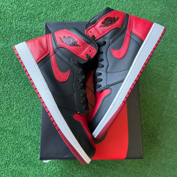 Jordan Banned 1s Size 10.5