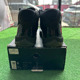 Jordan Cap And Gown 11s Size 8