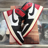 Jordan Black Toe 1s Size 9.5