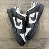 Nike Black White Low Dunks Size 9.5