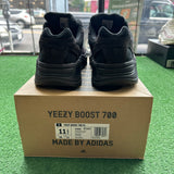 Yeezy Vanta 700s V2s Size 11.5
