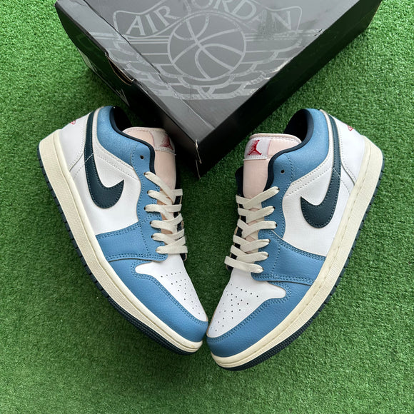 Jordan Armory Navy Low 1s Size 9