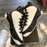Jordan University Blue 9s Size 5.5Y