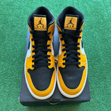 Jordan Taxi Mid 1s Size 9