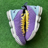 Nike Lakers Championship LeBron 18s Size 10.5