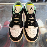 Jordan Green Glow Violet Low 1s Size 5.5Y