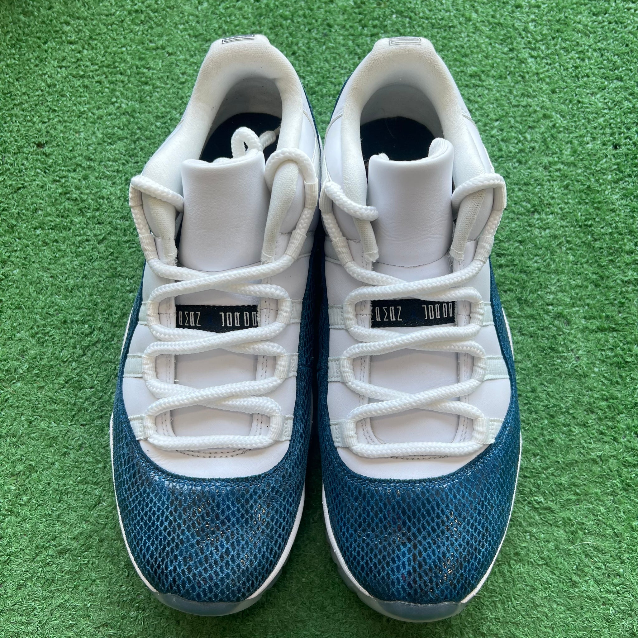 Jordan 11 Low Navy Snakeskin Size 9.5 Jordan 11 Low Navy Snakeskin Size 8.5 | Mercari main image 3