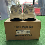 Yeezy Static 700 V2s Size 11.5