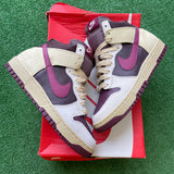 Nike Valentines Day High Dunks Size 8W / 6.5M