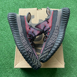 Yeezy Yecheil 350 V2s Size 9