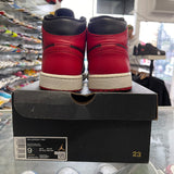 Jordan Banned Mid 1s Size 9