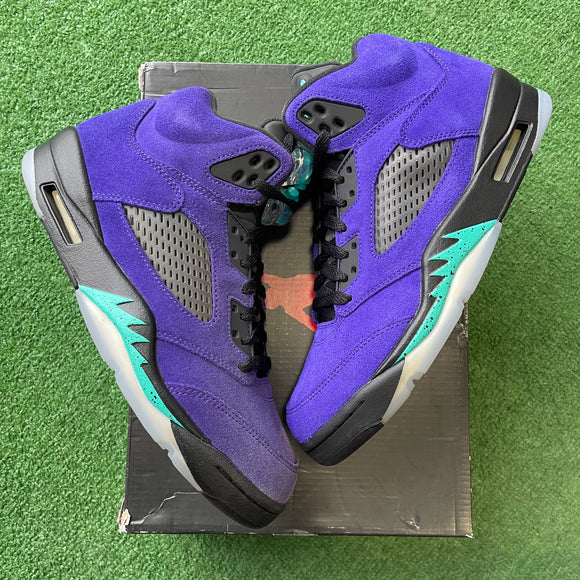 Jordan Grape 5s Size 8