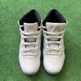 Jordan Legend Blue 11s Size 7