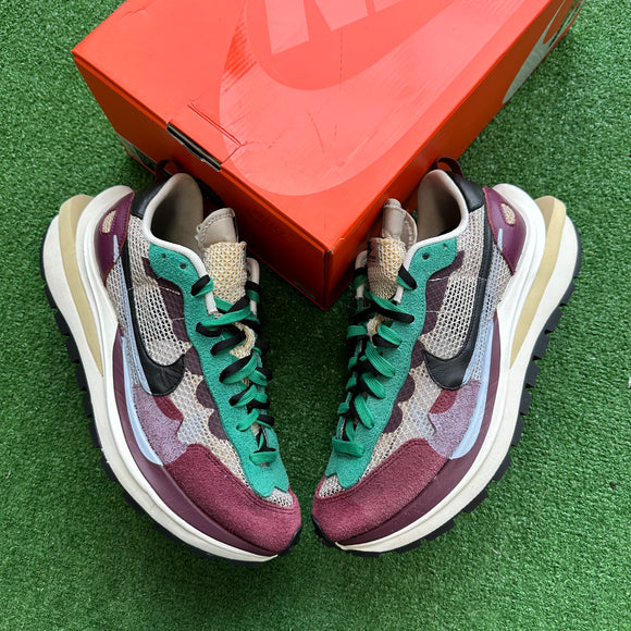 Nike Sacai Villian Red Vaporwaffle Size 11.5