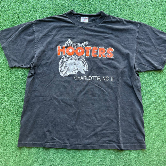 Vintage Hooters Charlotte Tee Size XL