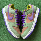 Nike Veneer Low Dunks Size 8