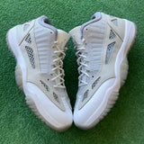 Jordan Light Orewood Brow Low IE 11s Size 11