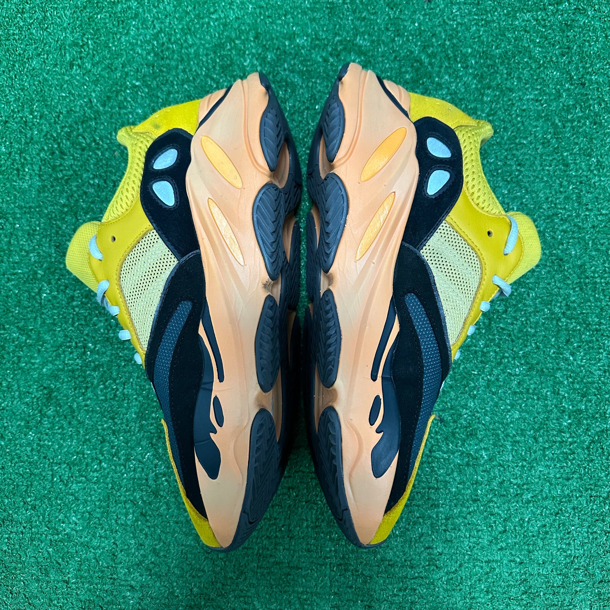 adidas gazelle silver green womens Yeezy Sun 700s Size 9 – My Cuzin Vintage