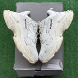 BB White Triple S Size 41 (8)