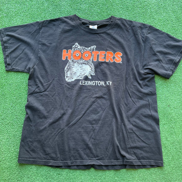 Vintage Hooters Lexington Tee Size XL