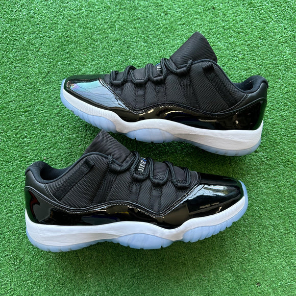 Jordan Space Jam Low 11s Size 9.5