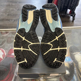 New Balance Agate 2002R Size 9.5