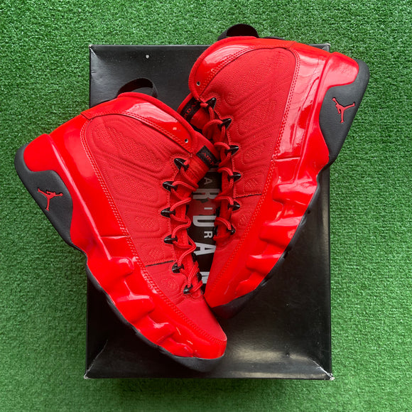 Jordan Chile Red 9s Size 9.5