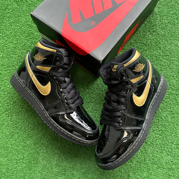 Jordan Black Metallic Gold 1s Size 6.5Y
