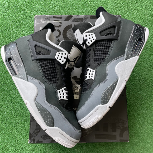 Jordan Fear 4s Size 9.5