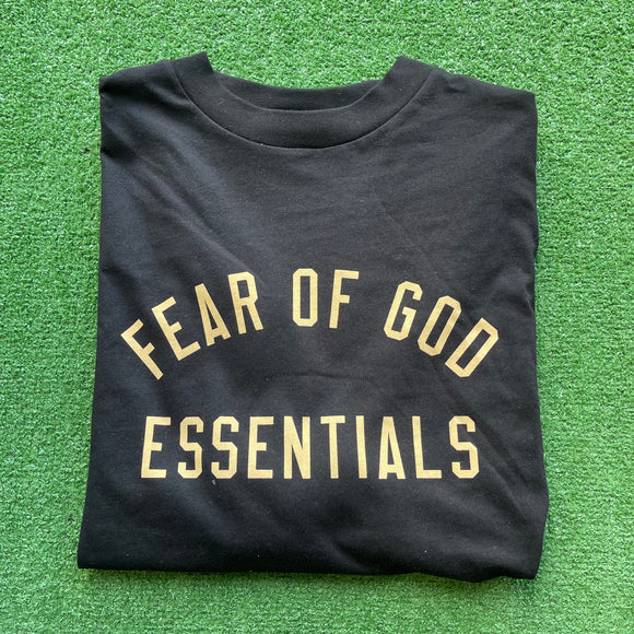 Ess Tee Size M