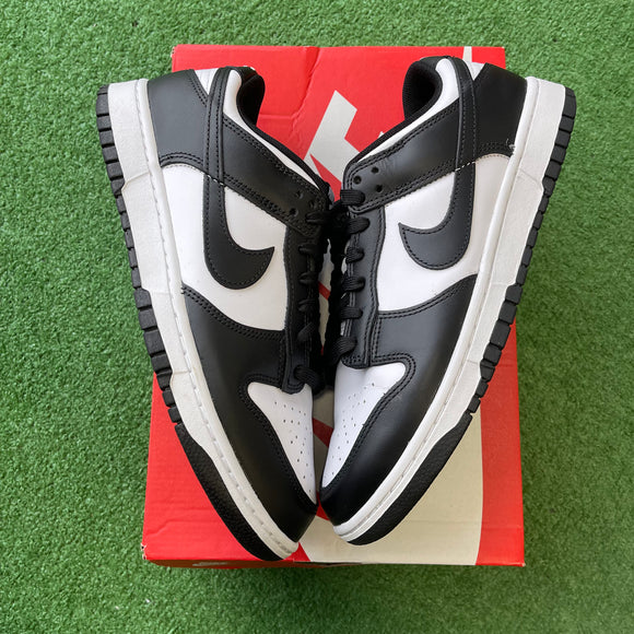 Nike Panda Low Dunks Size 9.5