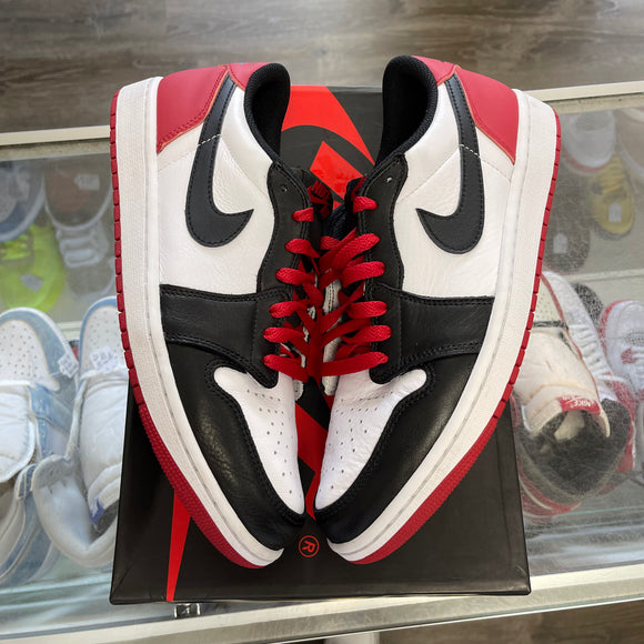 Jordan Black Toe Low 1s Size 10.5