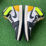 Jordan Volt 1s Size 9.5