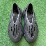 Yeezy Onyx Foam RNNR Size 12
