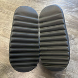 Adidas Onyx Slide Size 7