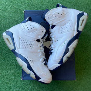 Jordan Midnight Navy 6s Size 10.5