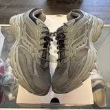 Saucony Grey Progrid Omni 9s Size 8.5