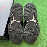 Jordan Cap and Gown 6s Size 9.5