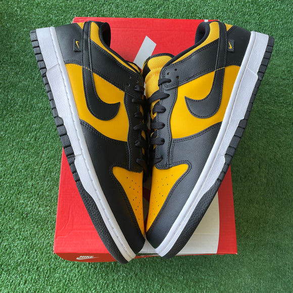 Nike Reverse Goldenrod Low Dunks Size 13