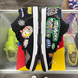 Nike Neck Face SB Low Dunks Size 9.5
