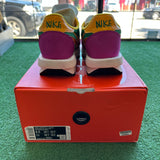 Nike Pine Green Sacai LD Waffle Size 9.5