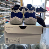 Jordan White Concord Low 11s Size 6W/4.5M
